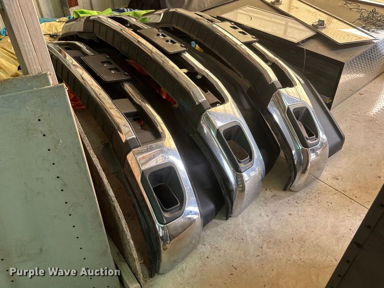 image for item ET1885 (3) Ford bumpers