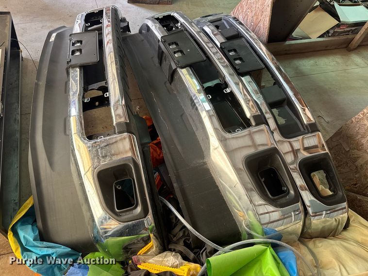 image for item ET1885 (3) Ford bumpers