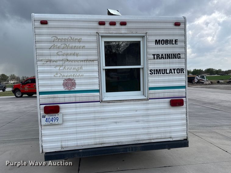 image for item ET1887 1996 MFGU camper