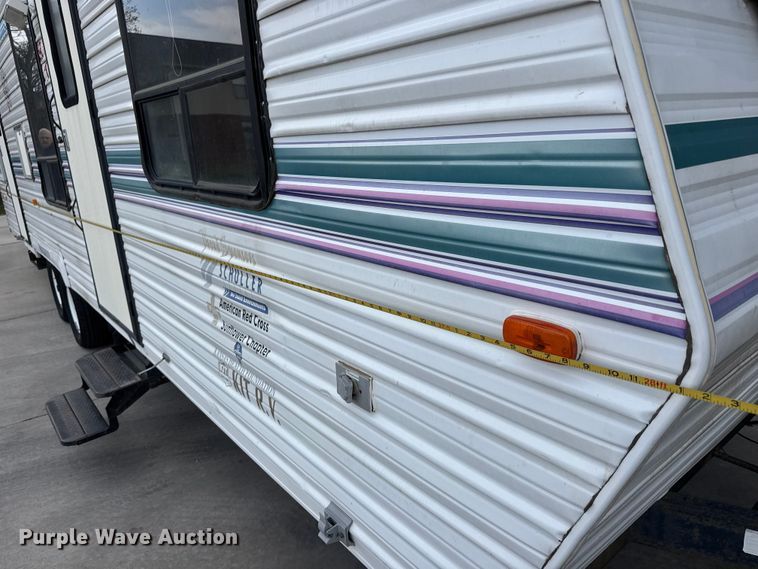 image for item ET1887 1996 MFGU camper