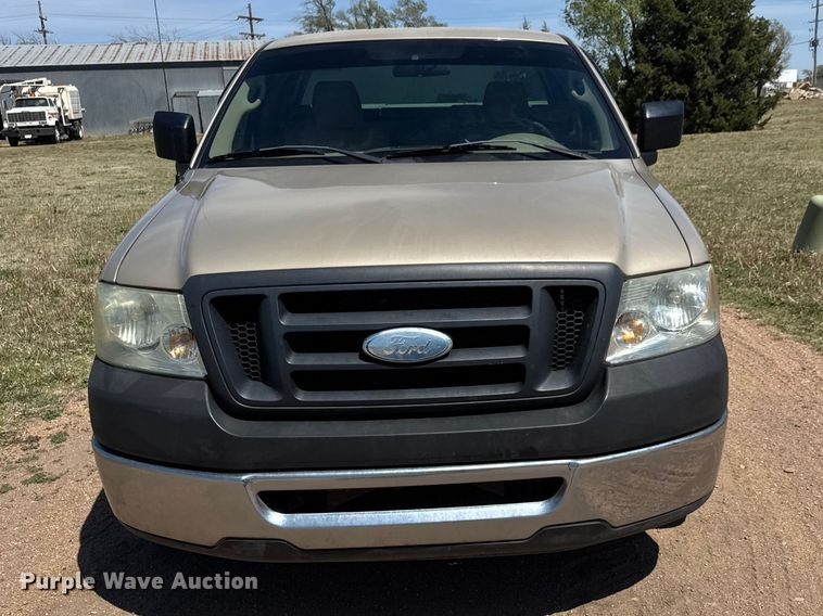 image for item ET1915 2007 Ford F150 pickup truck