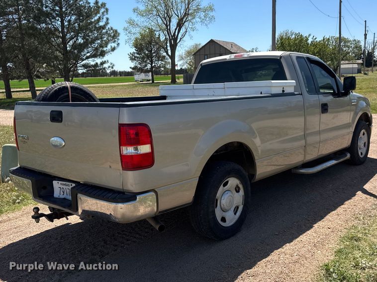image for item ET1915 2007 Ford F150 pickup truck