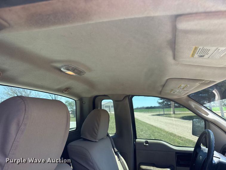 image for item ET1915 2007 Ford F150 pickup truck