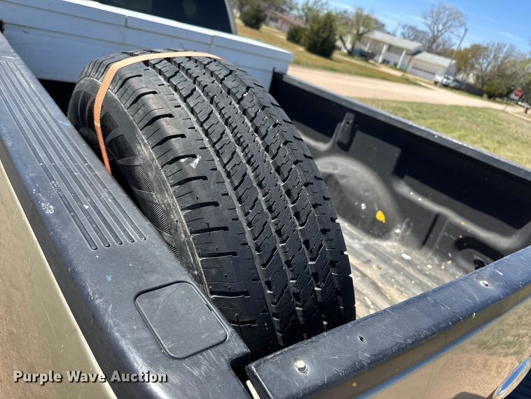 image for item ET1915 2007 Ford F150 pickup truck