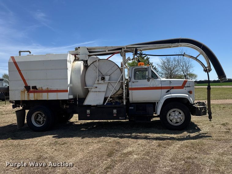 image for item ET1916 1984 GMC Top Kick sewer jetter truck