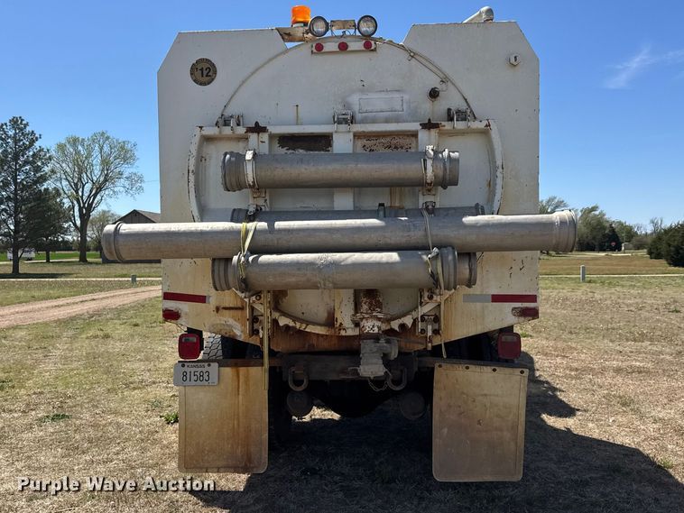 image for item ET1916 1984 GMC Top Kick sewer jetter truck