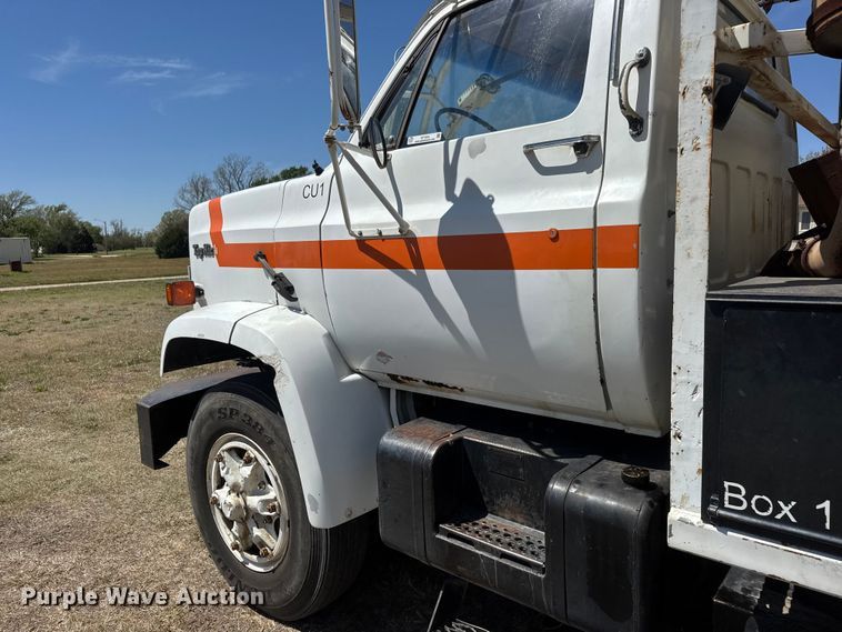 image for item ET1916 1984 GMC Top Kick sewer jetter truck