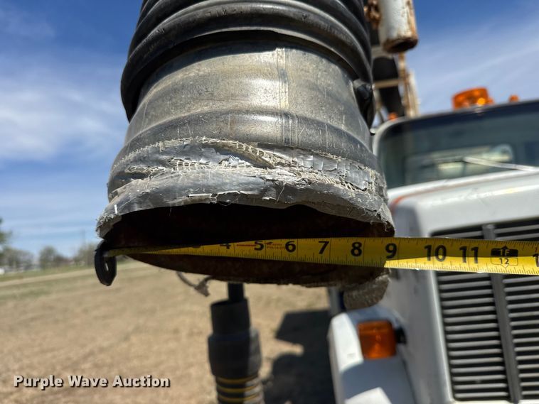 image for item ET1916 1984 GMC Top Kick sewer jetter truck