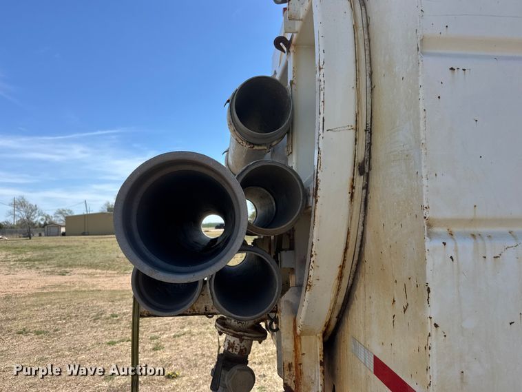 image for item ET1916 1984 GMC Top Kick sewer jetter truck