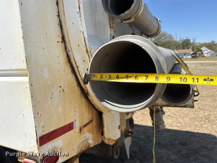 image for item ET1916 1984 GMC Top Kick sewer jetter truck