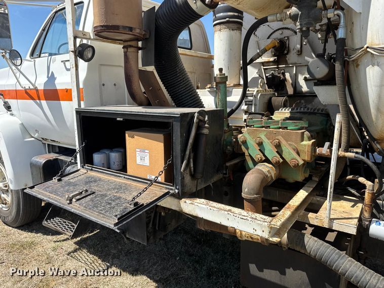 image for item ET1916 1984 GMC Top Kick sewer jetter truck