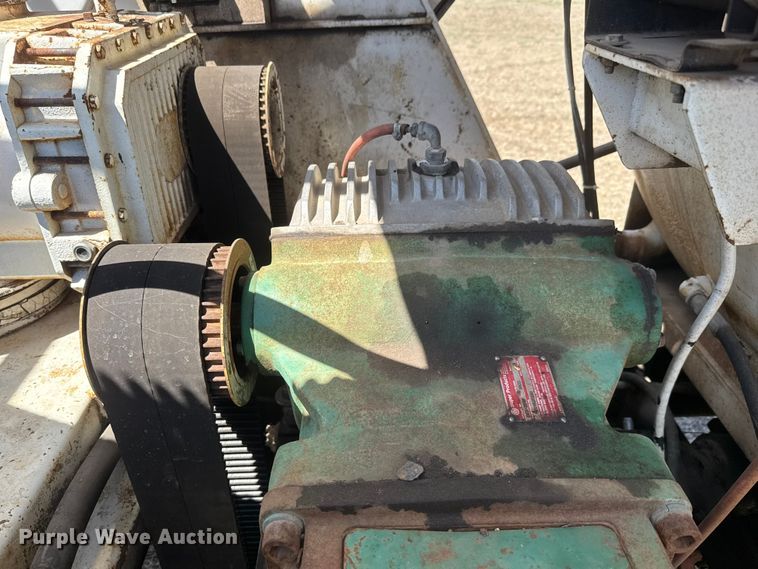 image for item ET1916 1984 GMC Top Kick sewer jetter truck