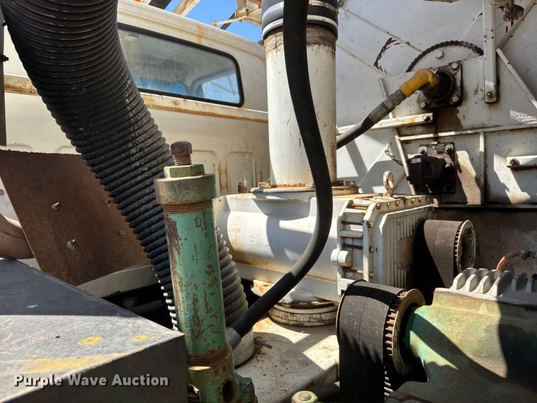 image for item ET1916 1984 GMC Top Kick sewer jetter truck