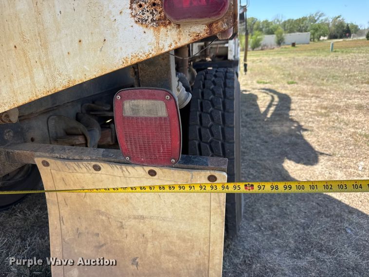 image for item ET1916 1984 GMC Top Kick sewer jetter truck