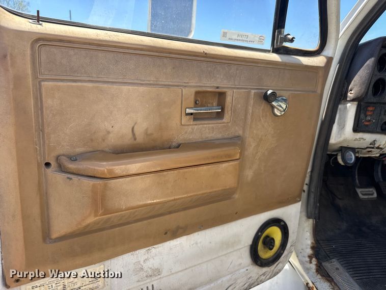 image for item ET1916 1984 GMC Top Kick sewer jetter truck