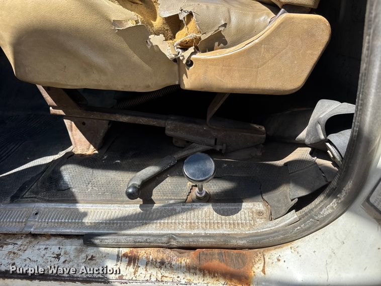 image for item ET1916 1984 GMC Top Kick sewer jetter truck