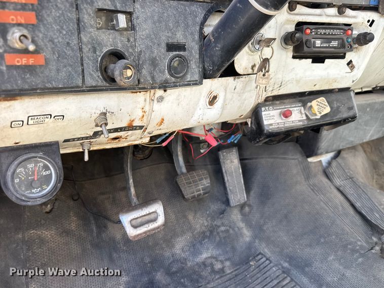 image for item ET1916 1984 GMC Top Kick sewer jetter truck