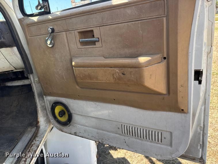 image for item ET1916 1984 GMC Top Kick sewer jetter truck