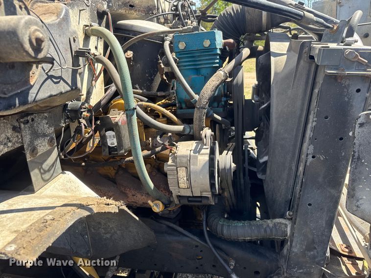 image for item ET1916 1984 GMC Top Kick sewer jetter truck