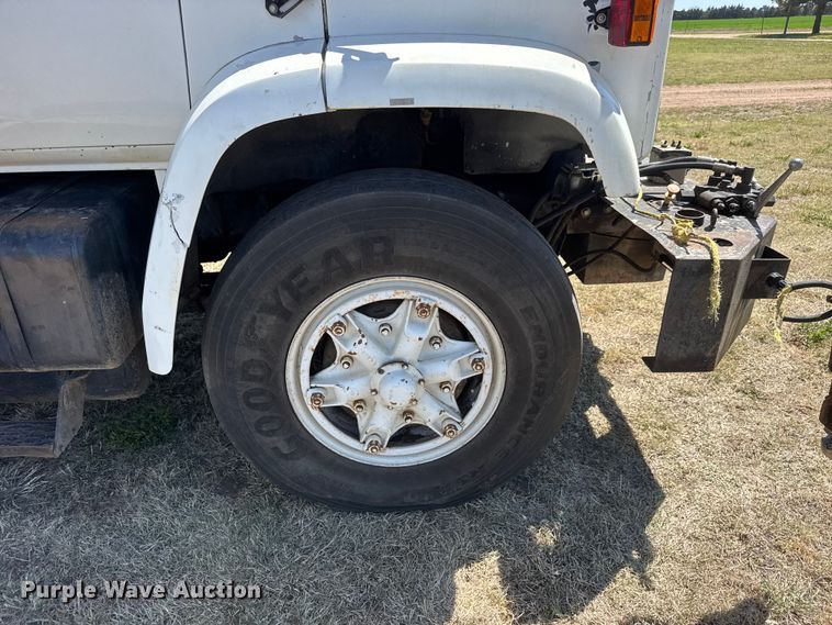 image for item ET1916 1984 GMC Top Kick sewer jetter truck