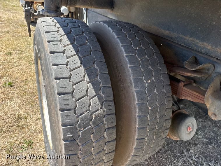 image for item ET1916 1984 GMC Top Kick sewer jetter truck