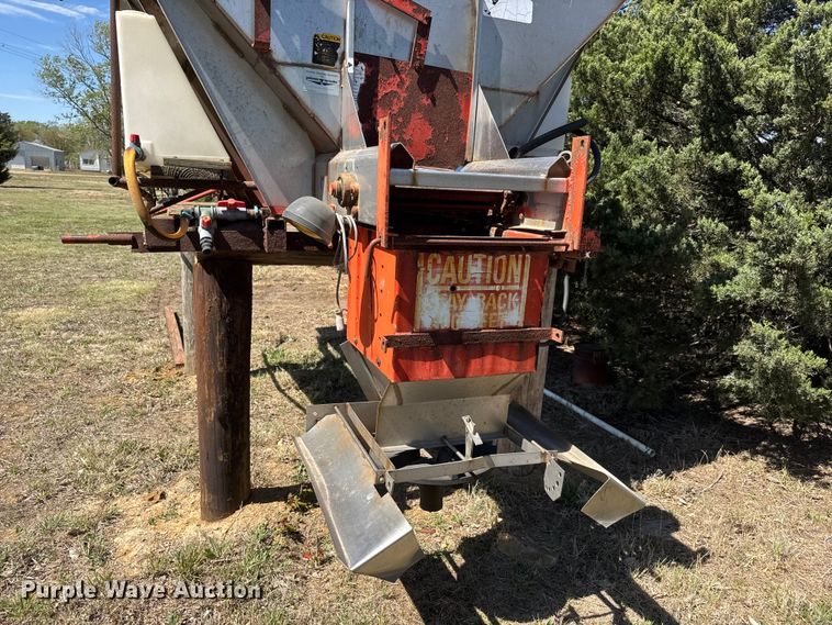 image for item ET1918 Swenson spreader