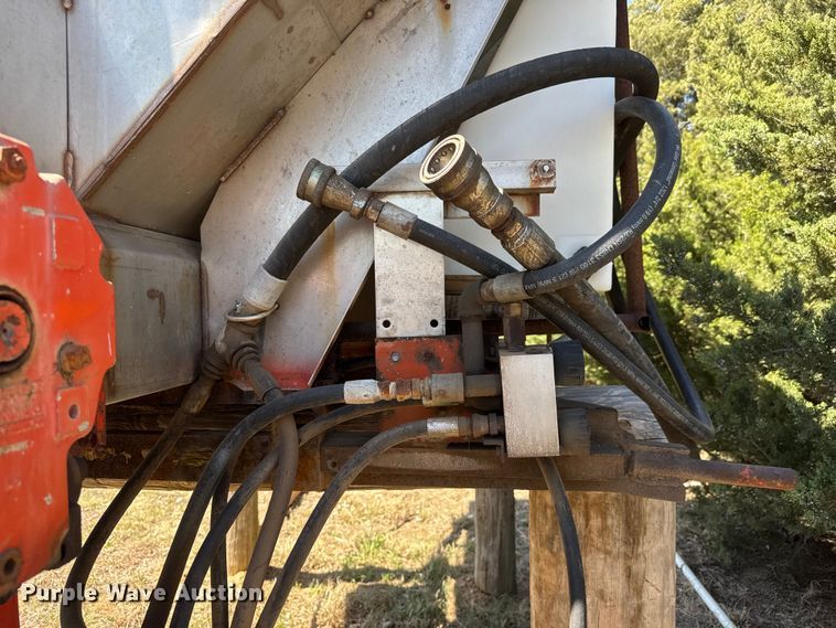 image for item ET1918 Swenson spreader