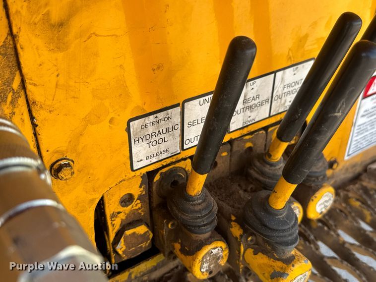 image for item ET1927 2011 International DuraStar 4300 digger derrick truck