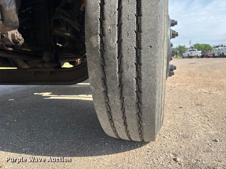 image for item ET1927 2011 International DuraStar 4300 digger derrick truck