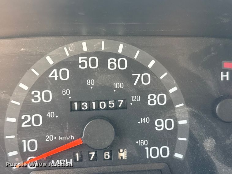 image for item ET1978 1998 Ford E350 mobile command center