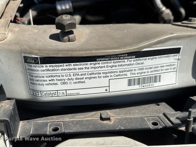 image for item ET1978 1998 Ford E350 mobile command center