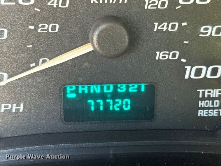 image for item ET1979 2004 Chevrolet Express 1500 van