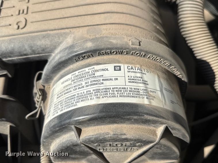 image for item ET1979 2004 Chevrolet Express 1500 van