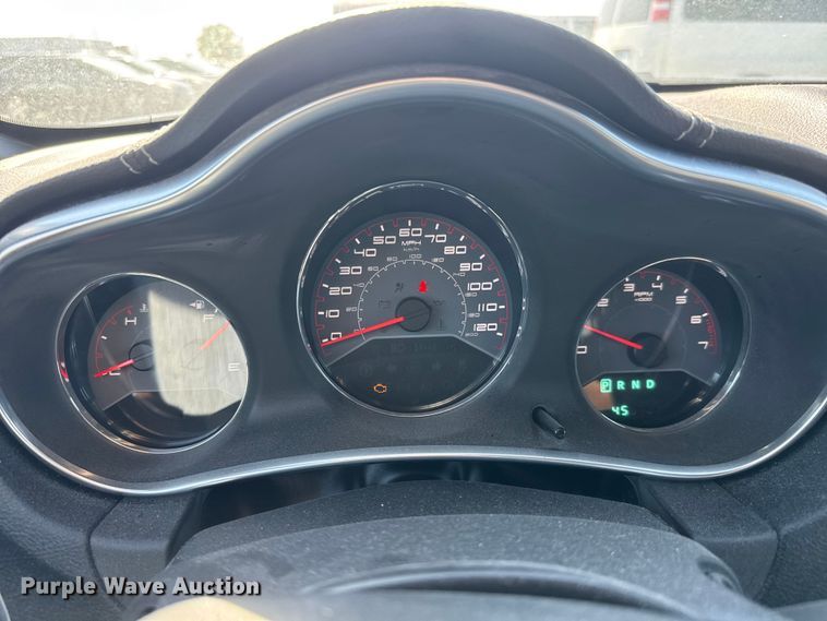 image for item ET1980 2013 Dodge Avenger 