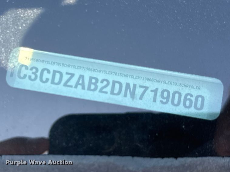 image for item ET1980 2013 Dodge Avenger 