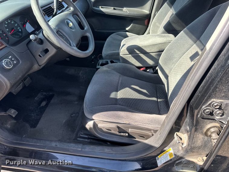 image for item ET1981 2011 Chevrolet Impala 