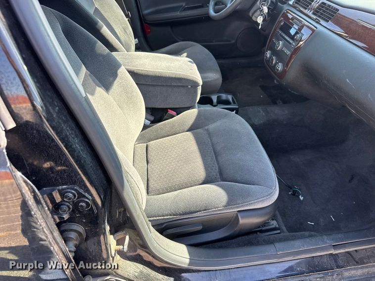 image for item ET1981 2011 Chevrolet Impala 