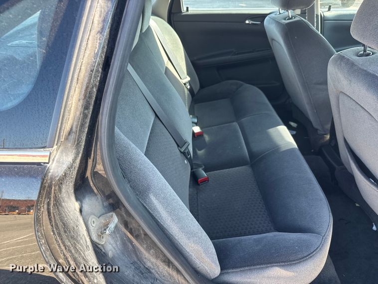 image for item ET1981 2011 Chevrolet Impala 