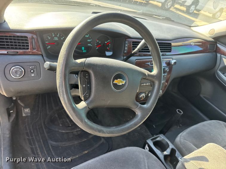 image for item ET1982 2011 Chevrolet Impala 