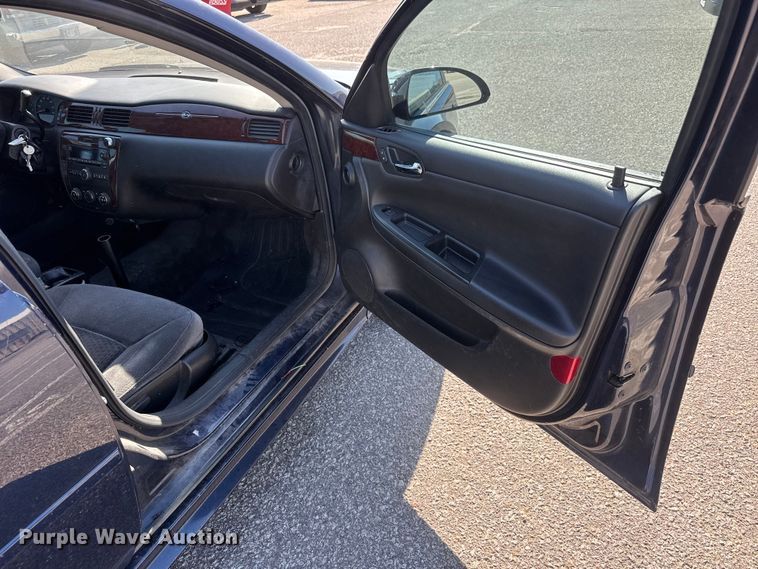 image for item ET1982 2011 Chevrolet Impala 