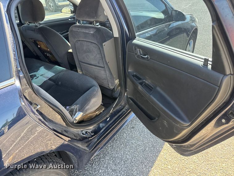 image for item ET1982 2011 Chevrolet Impala 
