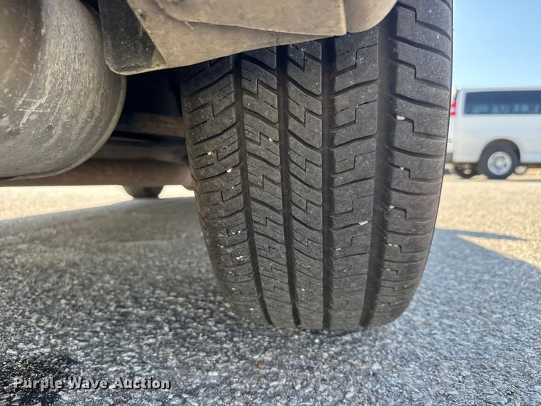 image for item ET1983 2011 Chevrolet Impala 