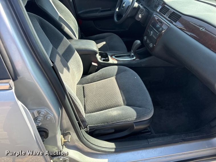 image for item ET1984 2010 Chevrolet Impala 