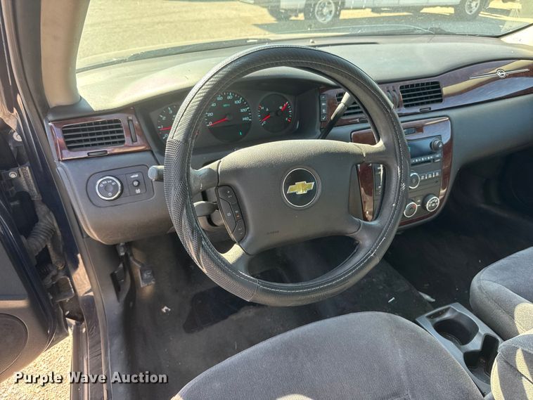 image for item ET1985 2011 Chevrolet Impala 