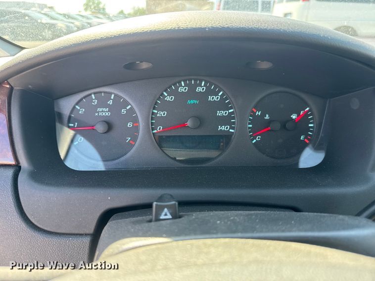 image for item ET1985 2011 Chevrolet Impala 