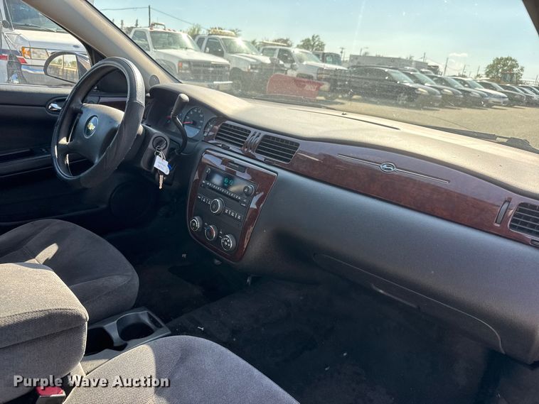 image for item ET1985 2011 Chevrolet Impala 