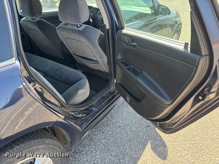 image for item ET1985 2011 Chevrolet Impala 