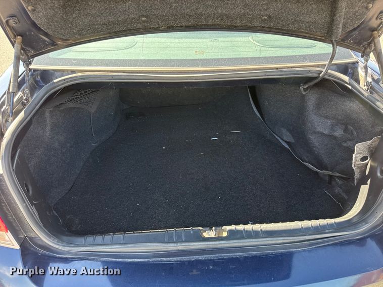 image for item ET1985 2011 Chevrolet Impala 