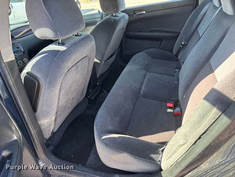 image for item ET1985 2011 Chevrolet Impala 