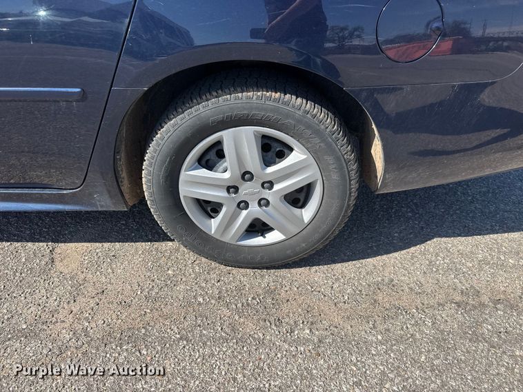 image for item ET1985 2011 Chevrolet Impala 